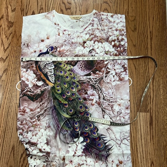 Peacock Print Sleeveless Tunic 100% silk - Picture 12 of 14